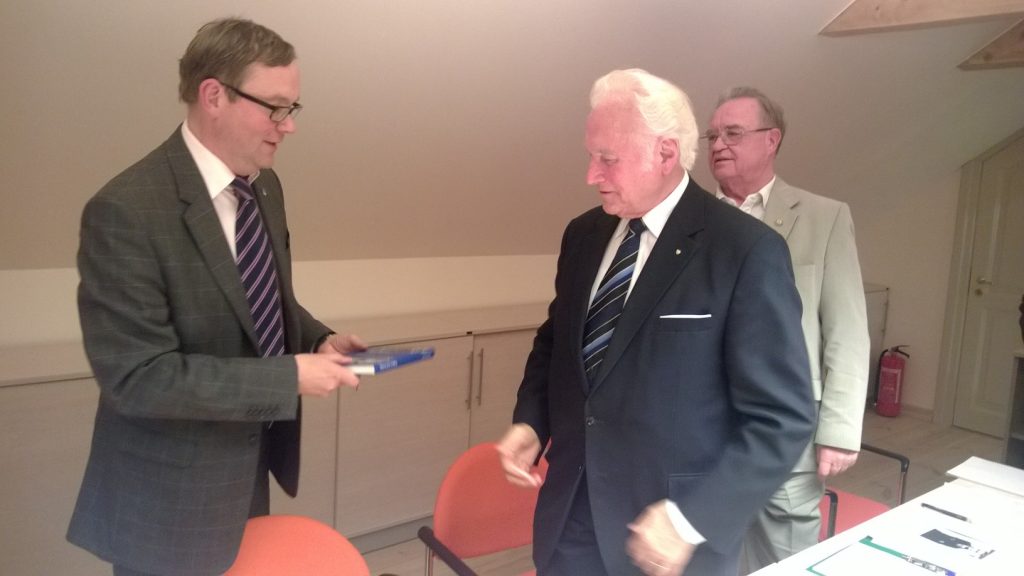 HEAKlubi kohtumine president Arnold Rüütliga Kadriorus 2013 a. septembris.